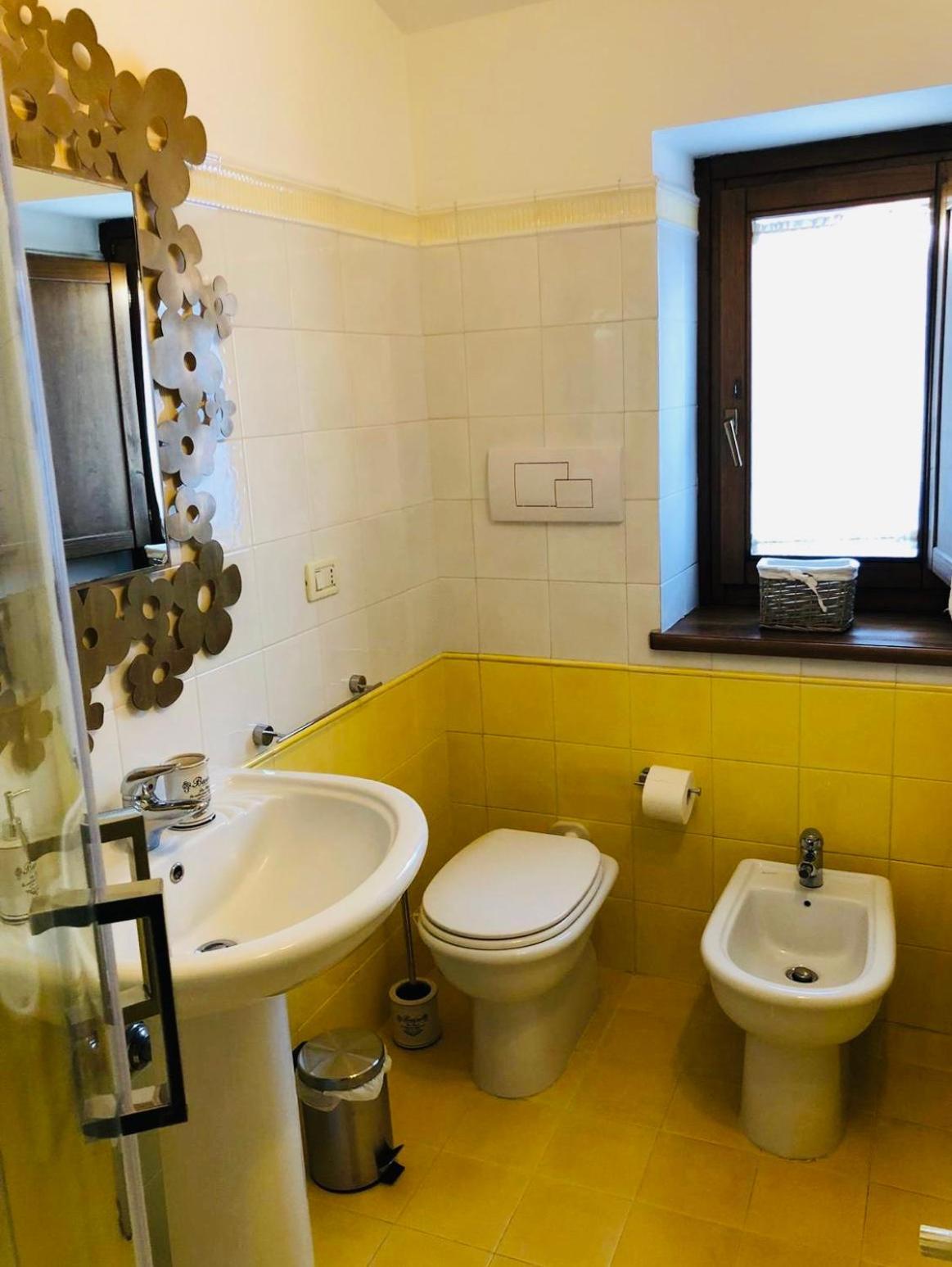 Dieci7 Montefiascone Bagian luar foto